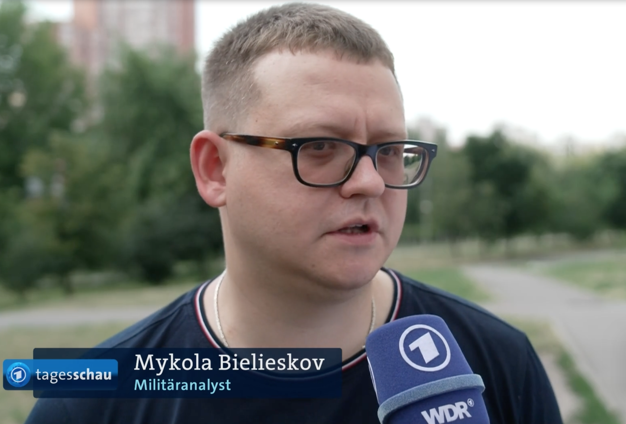 Cover: Selenskyj telefoniert nach russischen Angriffen auf Kiew mit Trump