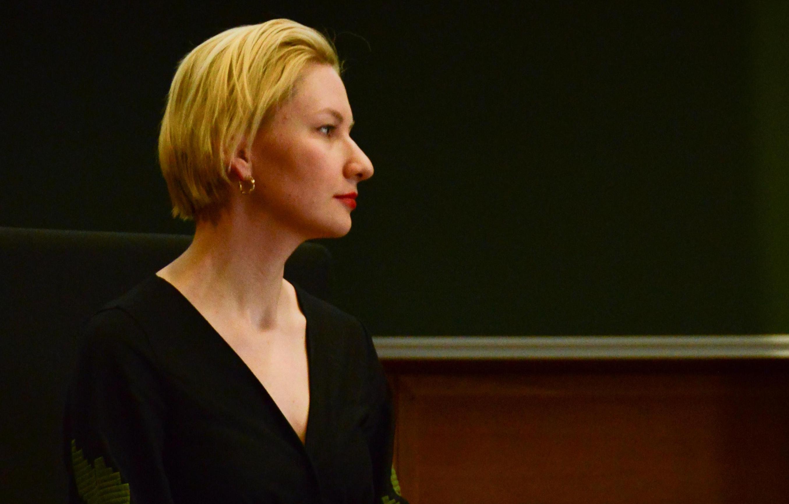 Cover: Чим зумовлена хвиля самогубств серед російської еліти?