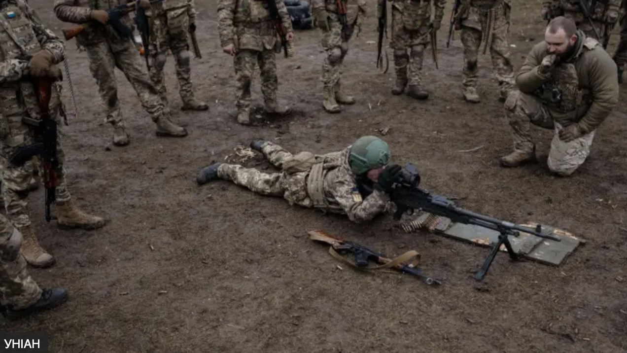 Cover: Обов'язкова військова підготовка у вишах. Чому її критикують