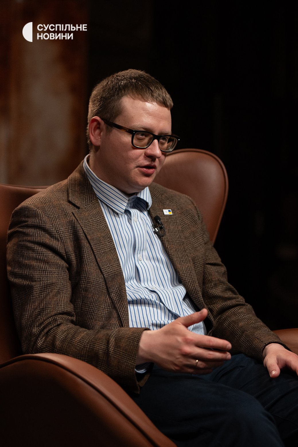 Senior Analyst of the CBA Initiatives Center Mykola Bielieskov during an interview with Suspilne, Kyiv, April 29, 2025. Suspilne News/Olexandr Sova